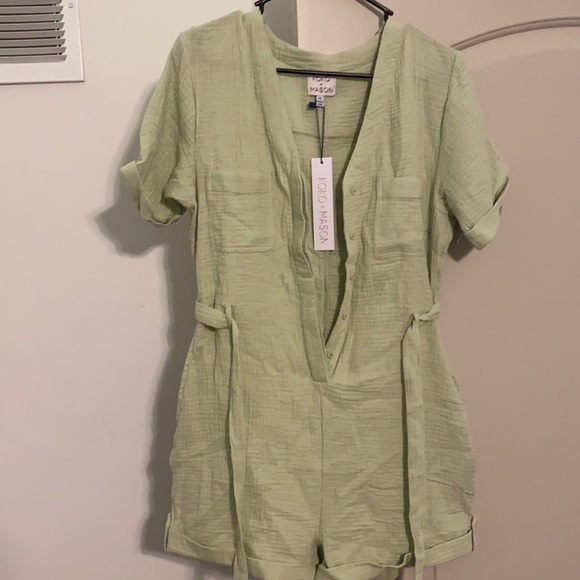 ROMPER - Picture 1 of 3